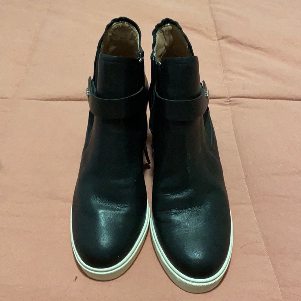 Ankle boots